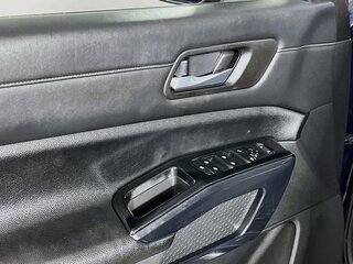 2022 Nissan Pathfinder SV — photo 14