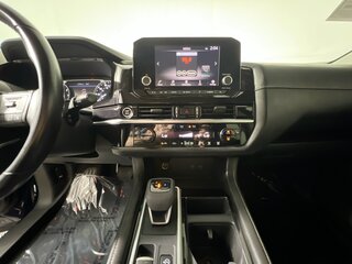 2022 Nissan Pathfinder SV — photo 22