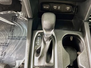 2020 Hyundai Santa Fe SE — photo 20