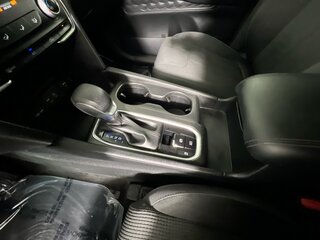 2020 Hyundai Santa Fe SE — photo 21