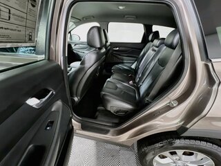2020 Hyundai Santa Fe SE — photo 25