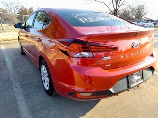 2020 Hyundai Elantra SE — photo 6