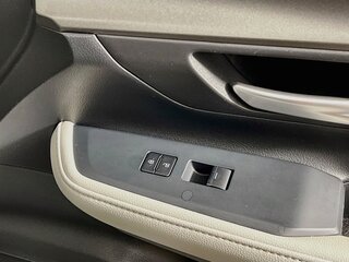 2025 Toyota Grand Highlander LE — photo 29