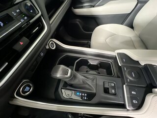2025 Toyota Grand Highlander LE — photo 22