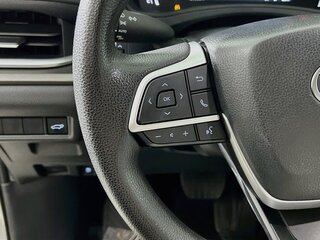 2025 Toyota Grand Highlander LE — photo 16