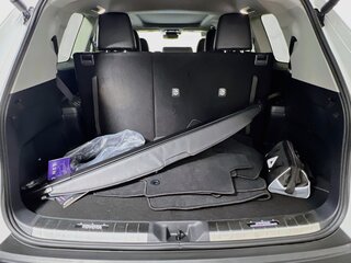 2025 Toyota Grand Highlander Platinum — photo 31
