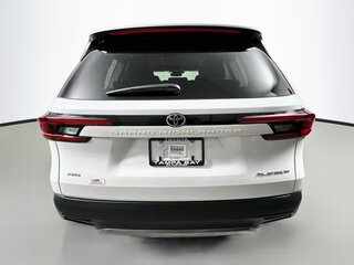 2025 Toyota Grand Highlander Platinum — photo 4