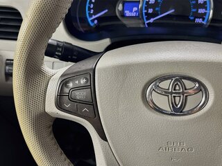2013 Toyota Sienna Limited — photo 16