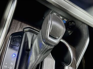 2022 Toyota Highlander Limited — photo 21