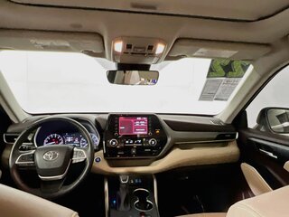 2022 Toyota Highlander XLE — photo 27
