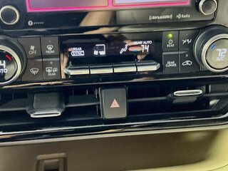 2022 Toyota Highlander XLE — photo 23