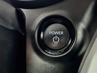 2025 Toyota Sienna XLE — photo 20