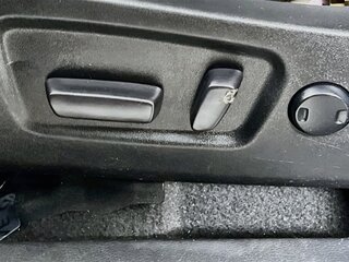 2018 Toyota Highlander SE — photo 13