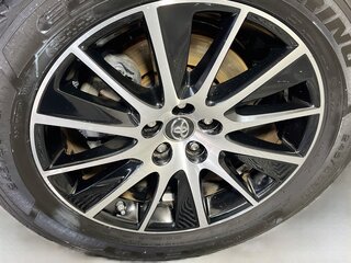 2018 Toyota Highlander SE — photo 11