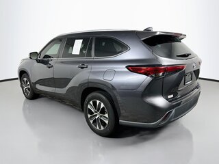 2023 Toyota Highlander XLE — photo 5