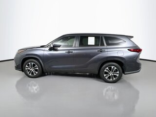 2023 Toyota Highlander XLE — photo 6