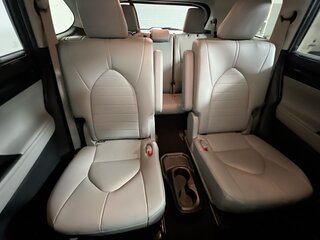2023 Toyota Highlander XLE — photo 30