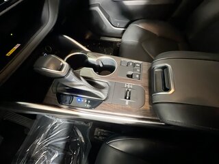 2023 Toyota Highlander Limited — photo 22