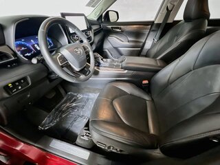 2023 Toyota Highlander Limited — photo 12
