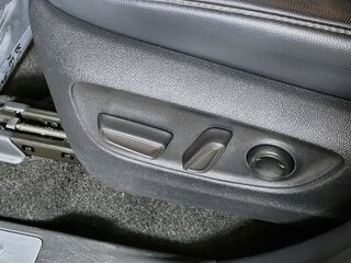 2023 Toyota Highlander Limited — photo 13