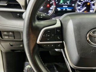 2025 Toyota Highlander LE — photo 16
