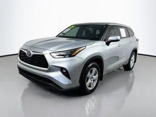 2025 Toyota Highlander LE — photo 7