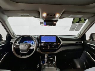 2024 Toyota Highlander Platinum — photo 27
