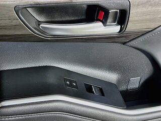 2024 Toyota Highlander Platinum — photo 29