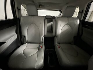 2023 Toyota Highlander Platinum — photo 30