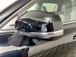 2023 Toyota Highlander Platinum — photo 10
