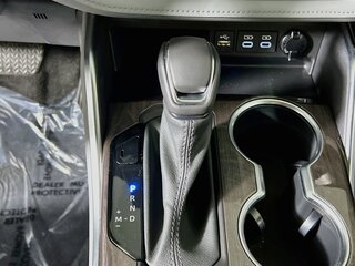 2023 Toyota Highlander Platinum — photo 21