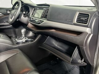 2019 Toyota Highlander XLE — photo 32