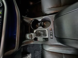 2016 Toyota Highlander Limited — photo 22