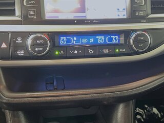 2016 Toyota Highlander Limited — photo 23