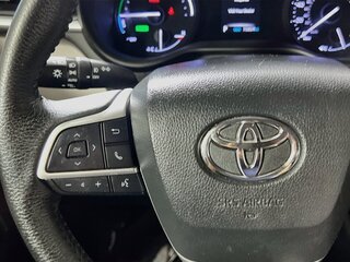 2023 Toyota Sienna XLE — photo 16