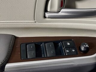 2023 Toyota Sienna XLE — photo 14