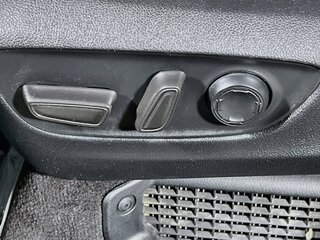2023 Toyota Sienna XLE — photo 13