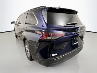 2023 Toyota Sienna XLE — photo 5