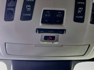2025 Toyota Sienna XLE — photo 19