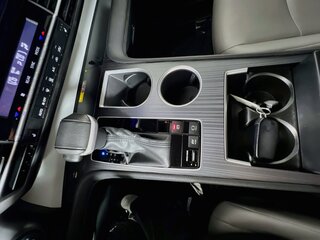 2025 Toyota Sienna XLE — photo 22