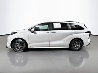 2025 Toyota Sienna XLE — photo 6