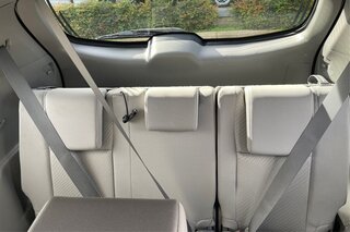 2015 Toyota Highlander LE — photo 30