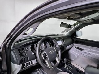 2015 Toyota Tacoma PreRunner — photo 25