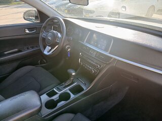 2020 Kia Optima LX — photo 5