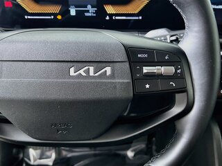 2026 Kia Sportage LX — photo 17