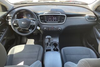 2019 Kia Sorento LX — photo 15