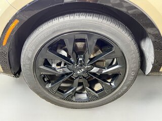 2021 Kia Sorento SX Prestige — photo 11
