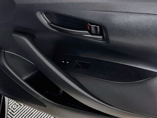 2024 Toyota Corolla LE — photo 29