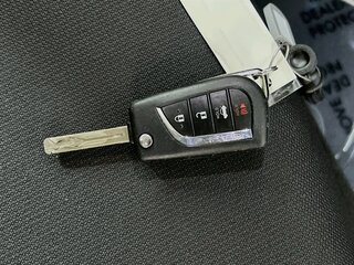 2024 Toyota Corolla LE — photo 33