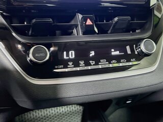 2024 Toyota Corolla LE — photo 23